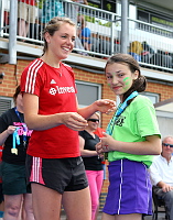 Giselle Ansley presents medals to West Devon on the hockey field  - Photo mandatory by-line: Gary Day/Pinnacle - Tel: +44(0)1363 881025 - Mobile:0797 1270 681 - VAT Reg: 183700120 - 14/06/2014 